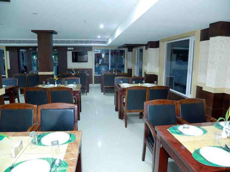 Thachaparambil Residency Hotell Alappuzha Eksteriør bilde